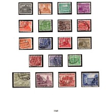 1949 & 1953/54-1976. Berlin. Samling i lommer på Lindner falzlos albumsider. Stemplet.