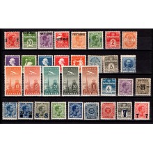 Planche med forskellige mærker og sæt. Postfrisk.