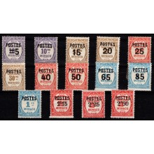 Efterkravsportomærker Pd med sort overtryk POSTES. Ustemplet.