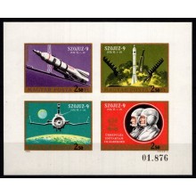 TILBUD - Ungarn - Rumflyvning Sojus 9 - Utakket miniark - Postfrisk.