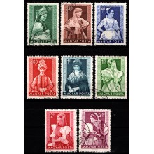 Folkedragter. Komplet sæt.